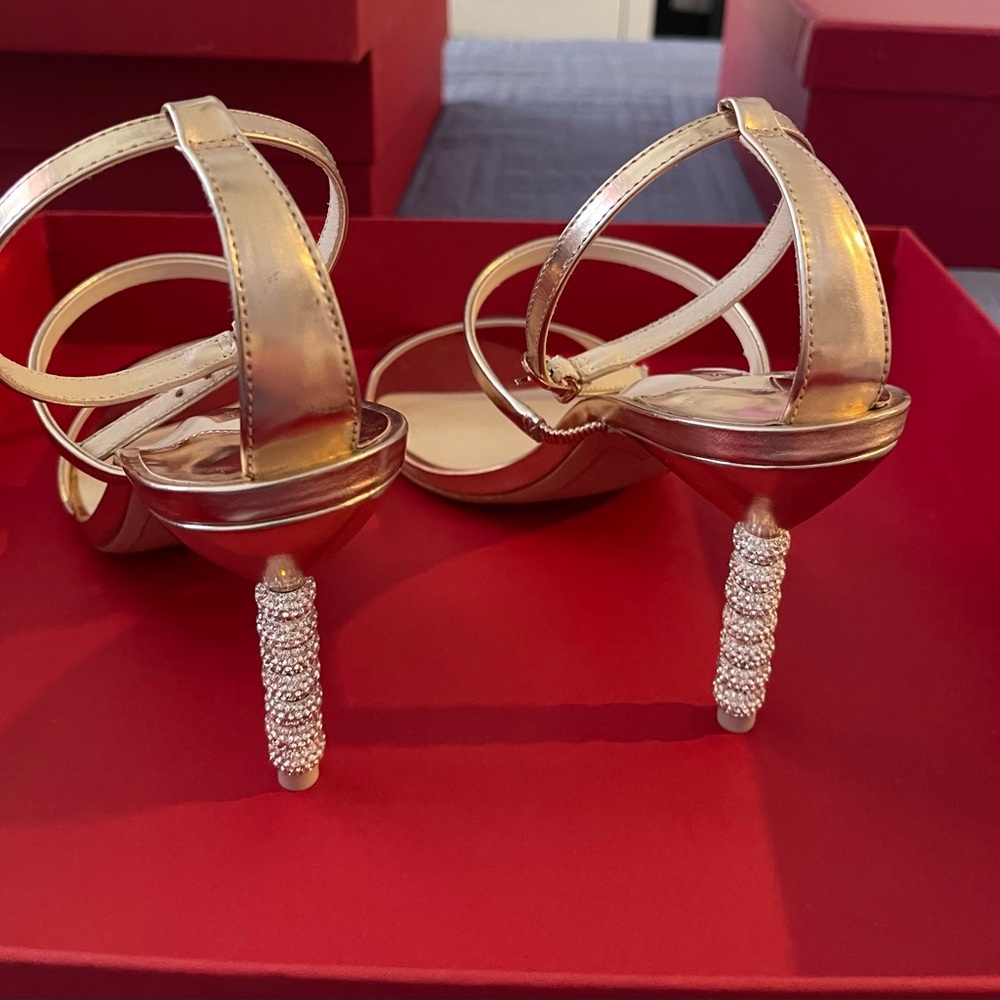 SOPHIA WEBSTER
ROSALIND MID - HIGH HEELED
SANDALS - CHAMPAGNE - Picture 6 of 9